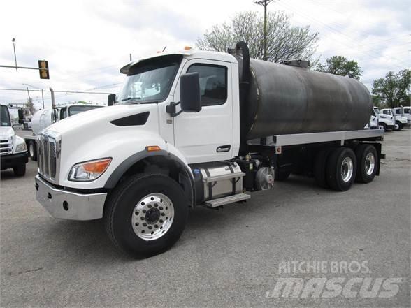 Peterbilt 548 Commercial vehicle