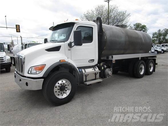 Peterbilt 548 Commercial vehicle