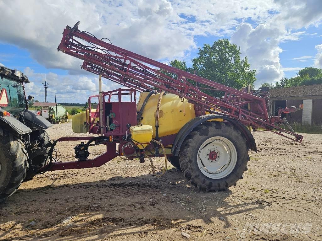 Hardi Commander 2800 Trailed sprayers