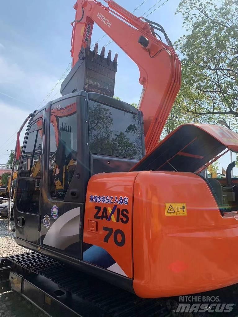 Hitachi ZX 70 Crawler excavators