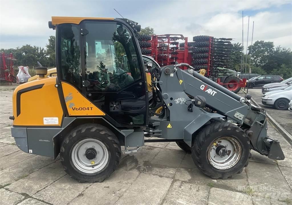 GiANT V  6004 T Mini loaders