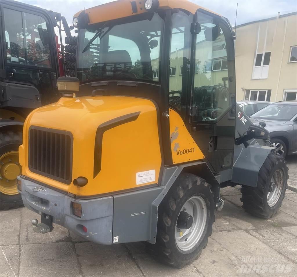 GiANT V  6004 T Mini loaders