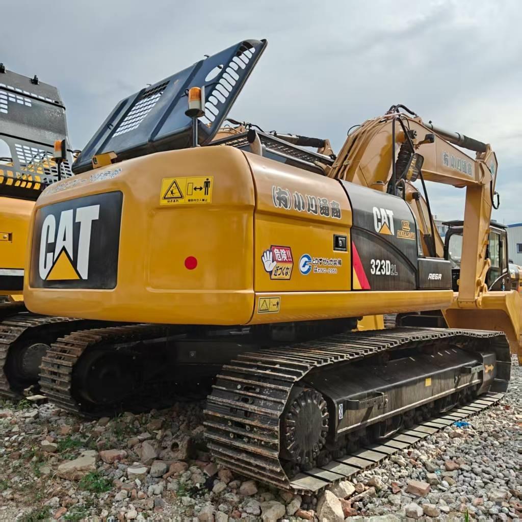 CAT 323D2 Crawler excavators