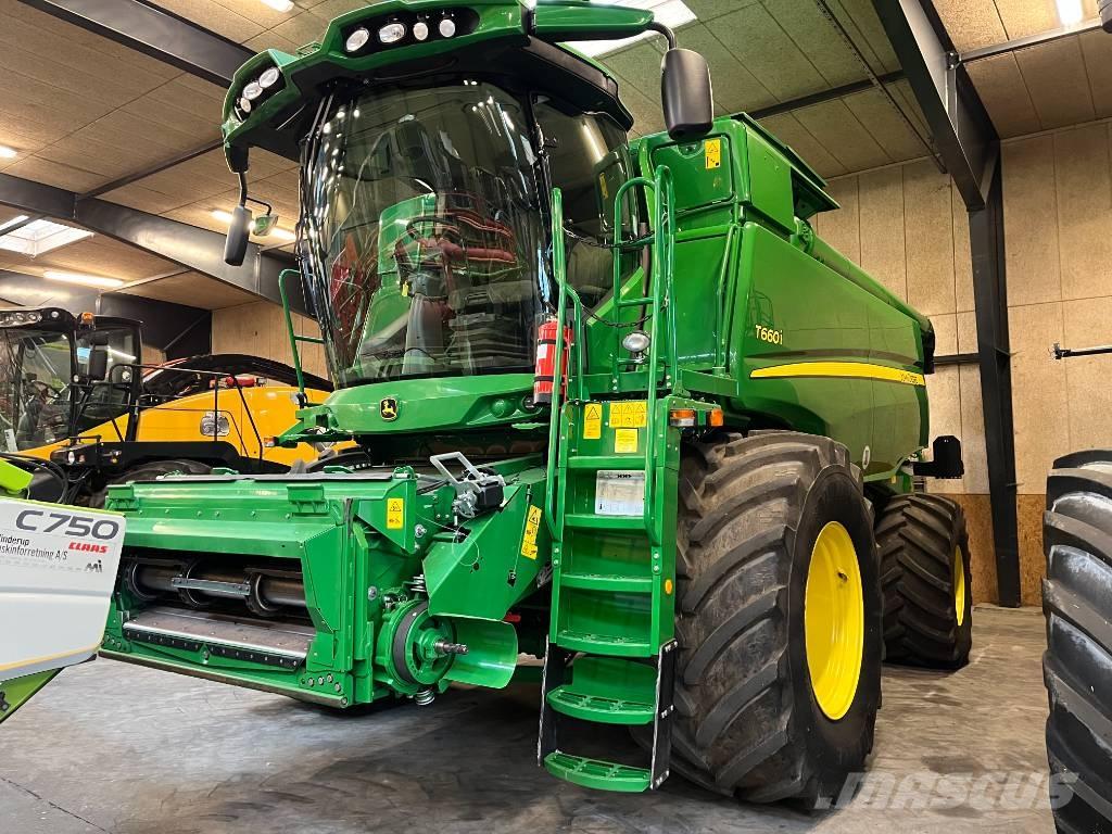 John Deere T 660i Combine harvesters