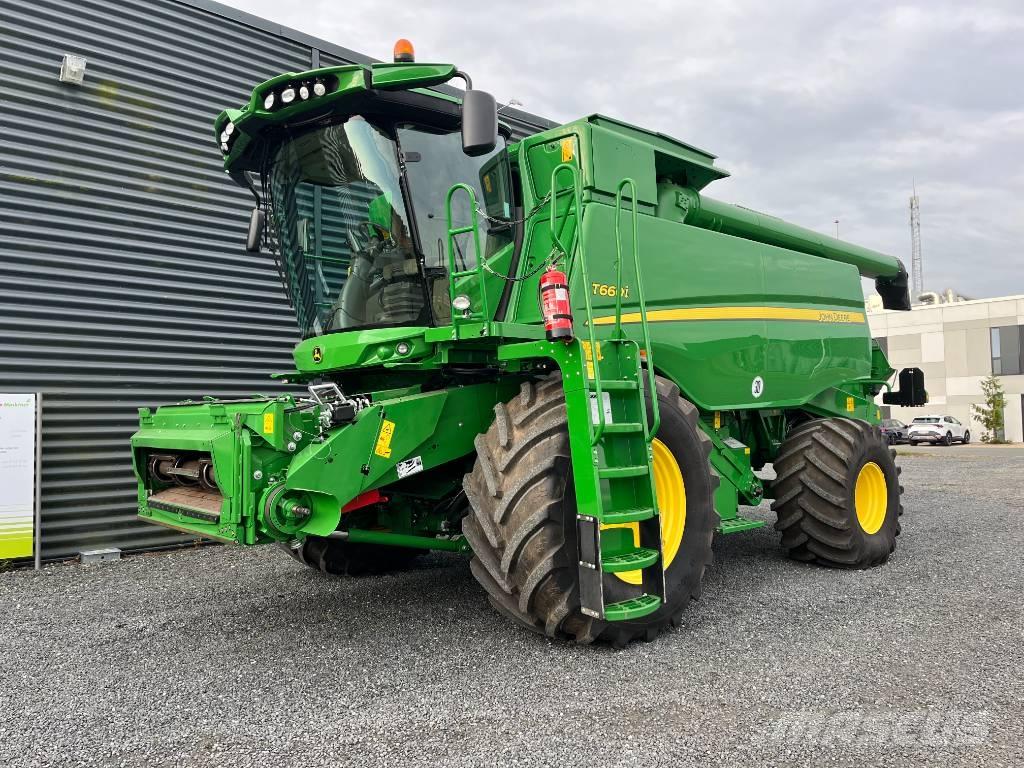John Deere T 660i Combine harvesters