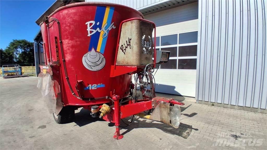 Peecon VME 120 Feed mixer