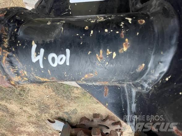 Kubota BT3003 Buckets