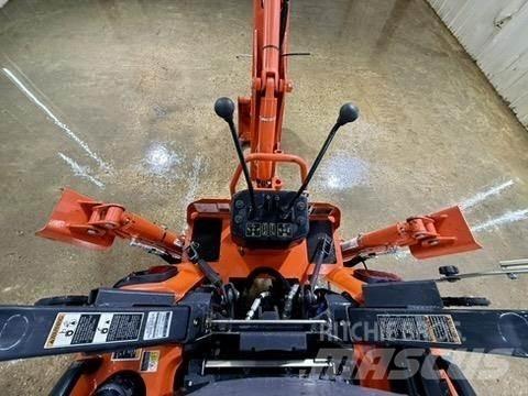 Kubota BX23S Backhoe