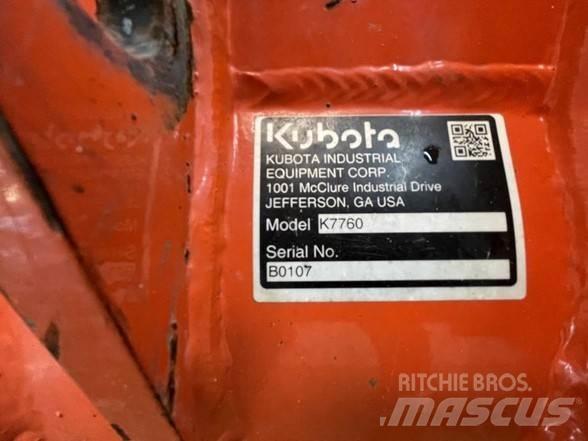 Kubota K7760 Buckets
