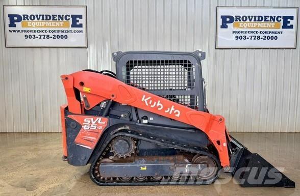 Kubota SVL65-2 Skid steer loaders