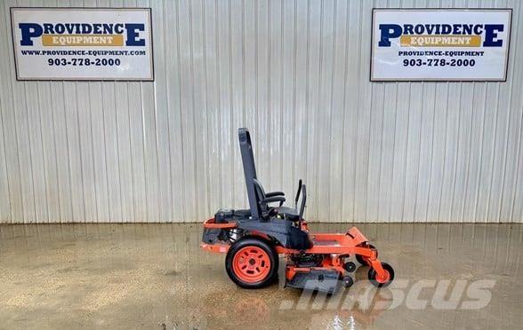 Kubota Z121S Zero turn mowers