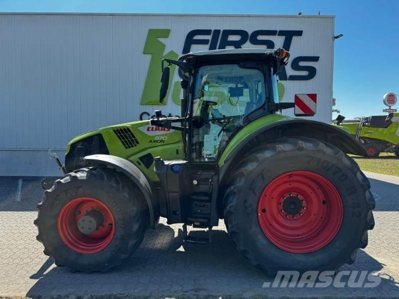 CLAAS AXION 870 Tractors