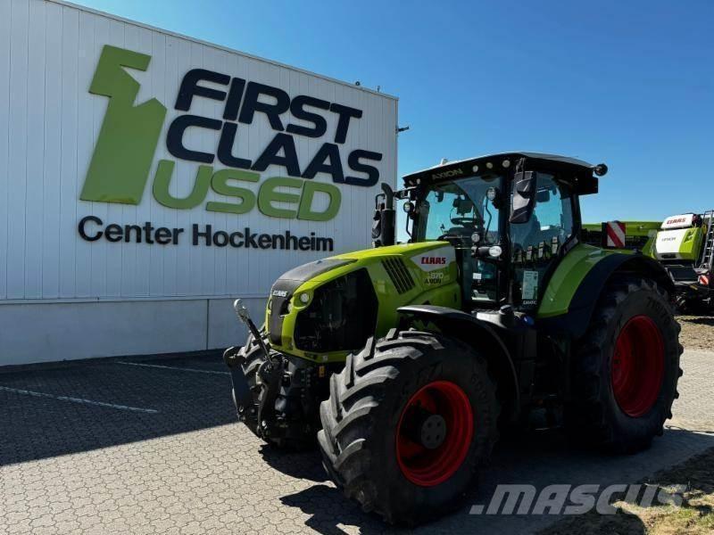 CLAAS AXION 870 Tractors