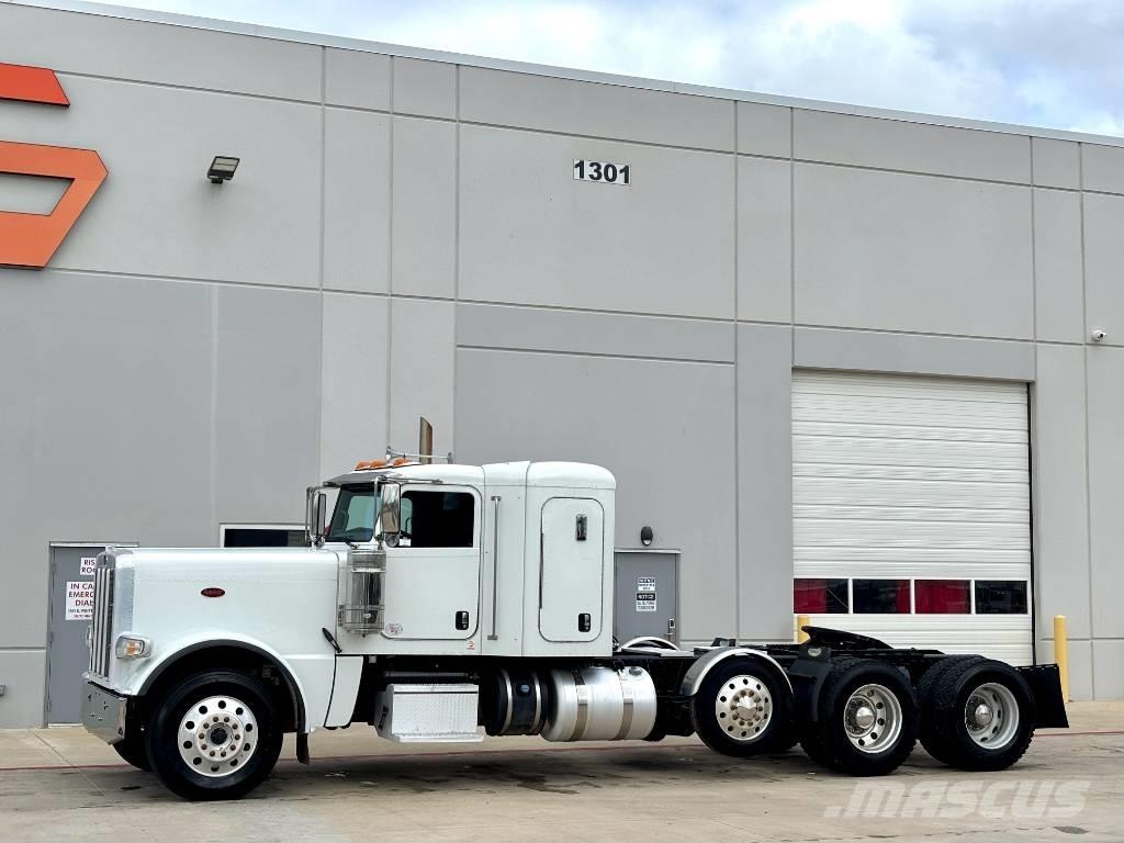 Peterbilt 389 Prime Movers