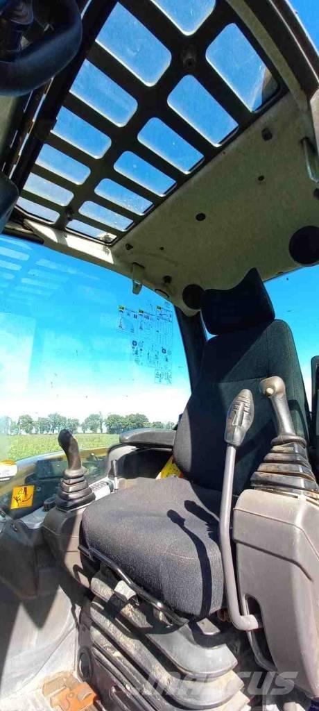 Mecalac 8 MCR Crawler excavators