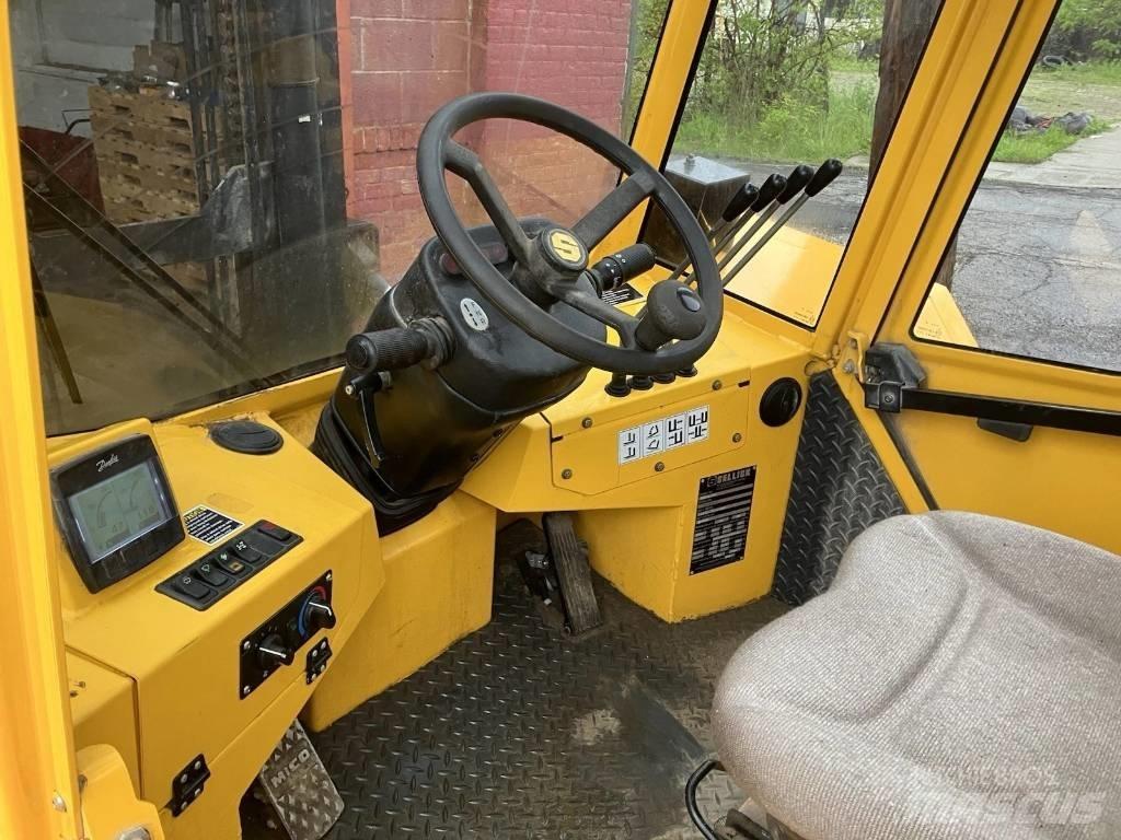 Sellick S80 Rough terrain truck