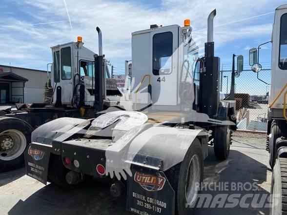 Ottawa T2 Terminal tractors