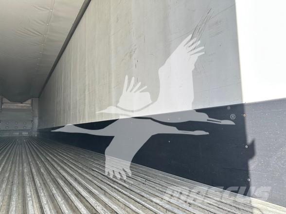 Utility 3000R Temperature controlled semi-trailers