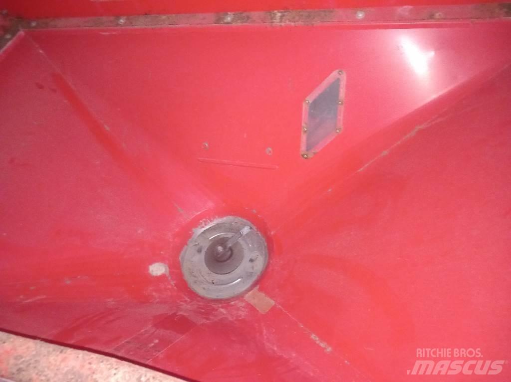 Kuhn MDS 732 M Fertilizer sprayers