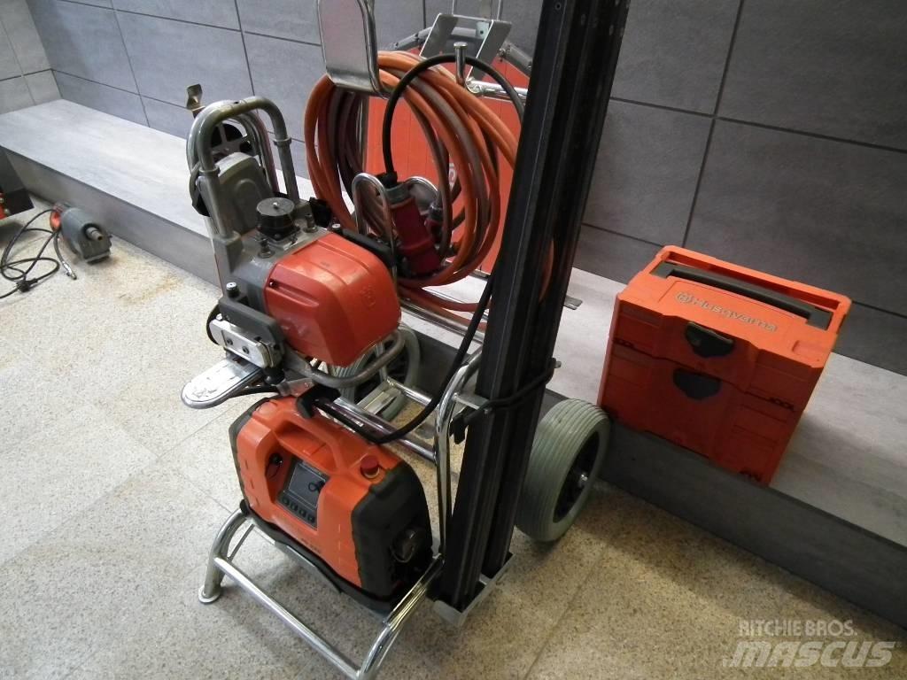 Husqvarna WS220 Rock and Concrete Saws