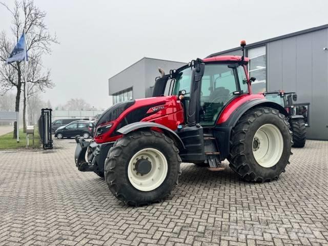 Valtra T144 Hitech Tractors