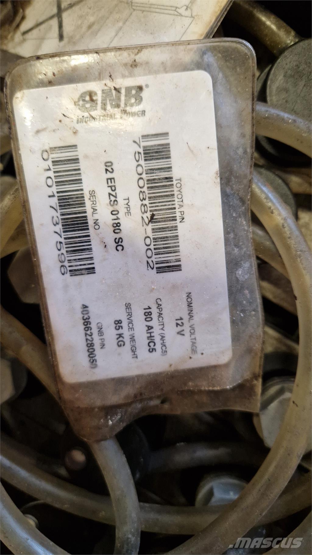 Toyota SWE080L Self propelled stackers