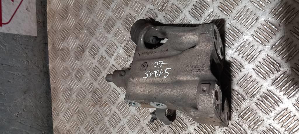 Scania R 440  2133303 Cabins and interior