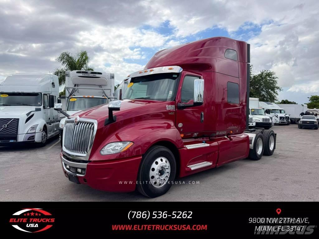 International LT Prime Movers