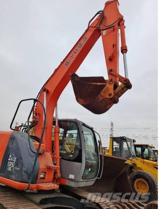 Hitachi ZX 135 US Crawler excavators
