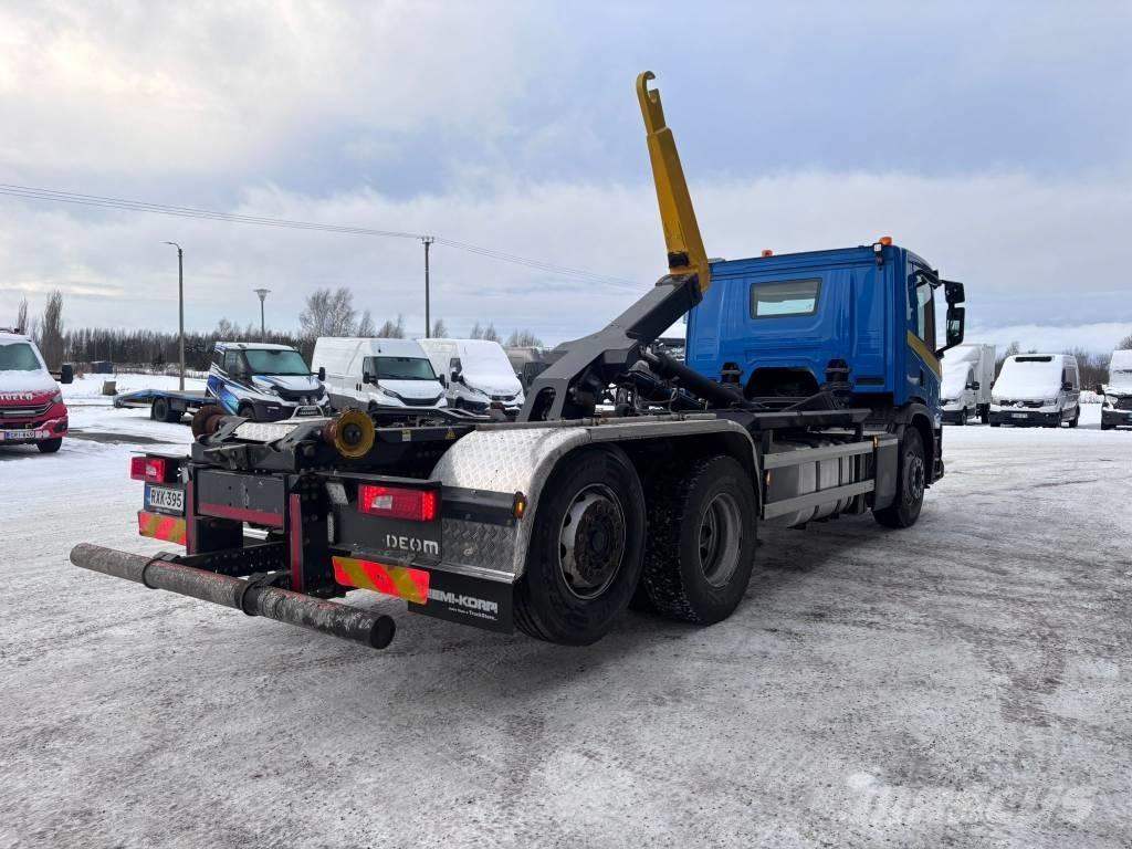 Scania P 360 Hook lift trucks