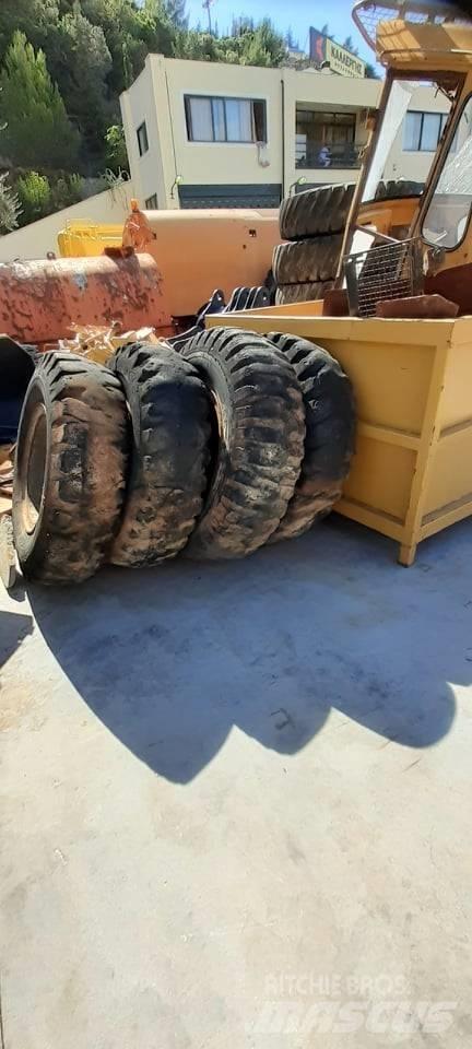 Goodyear 14.00-24 Tyres, wheels and rims