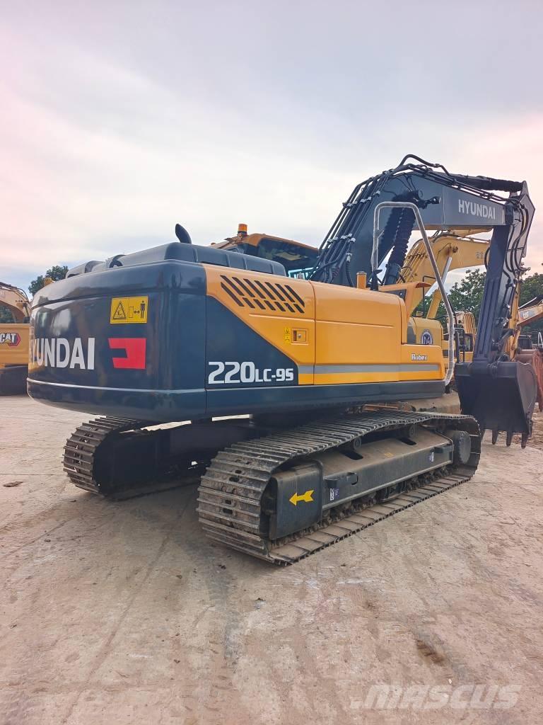 Hyundai 220 LC-9S Crawler excavators