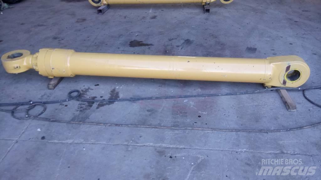 CAT 375 Hydraulics