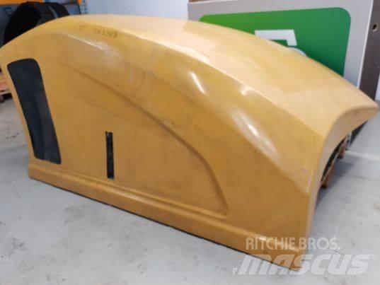 CAT TH 407 hood Cabins and interior