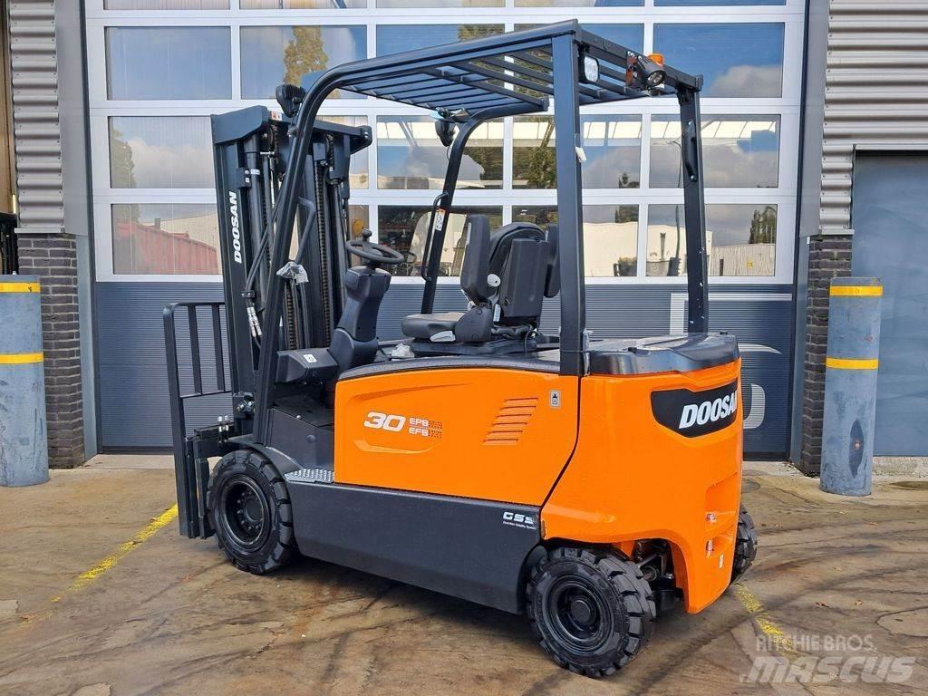 Doosan B30X-7 Plus Electric forklift trucks