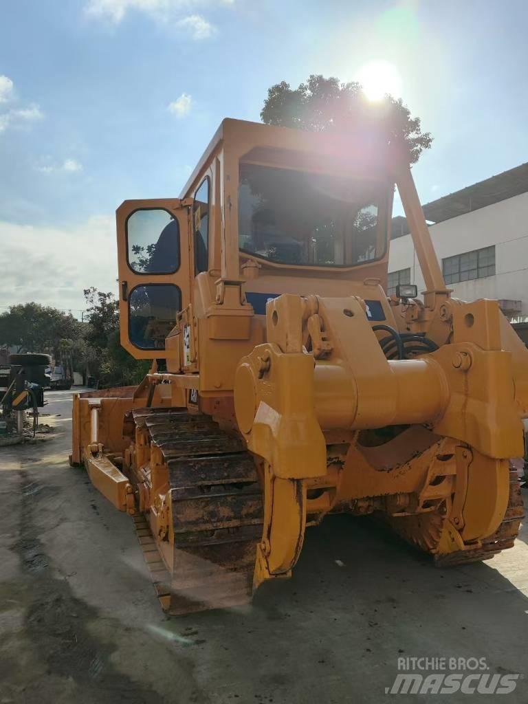 CAT D7G Crawler dozers