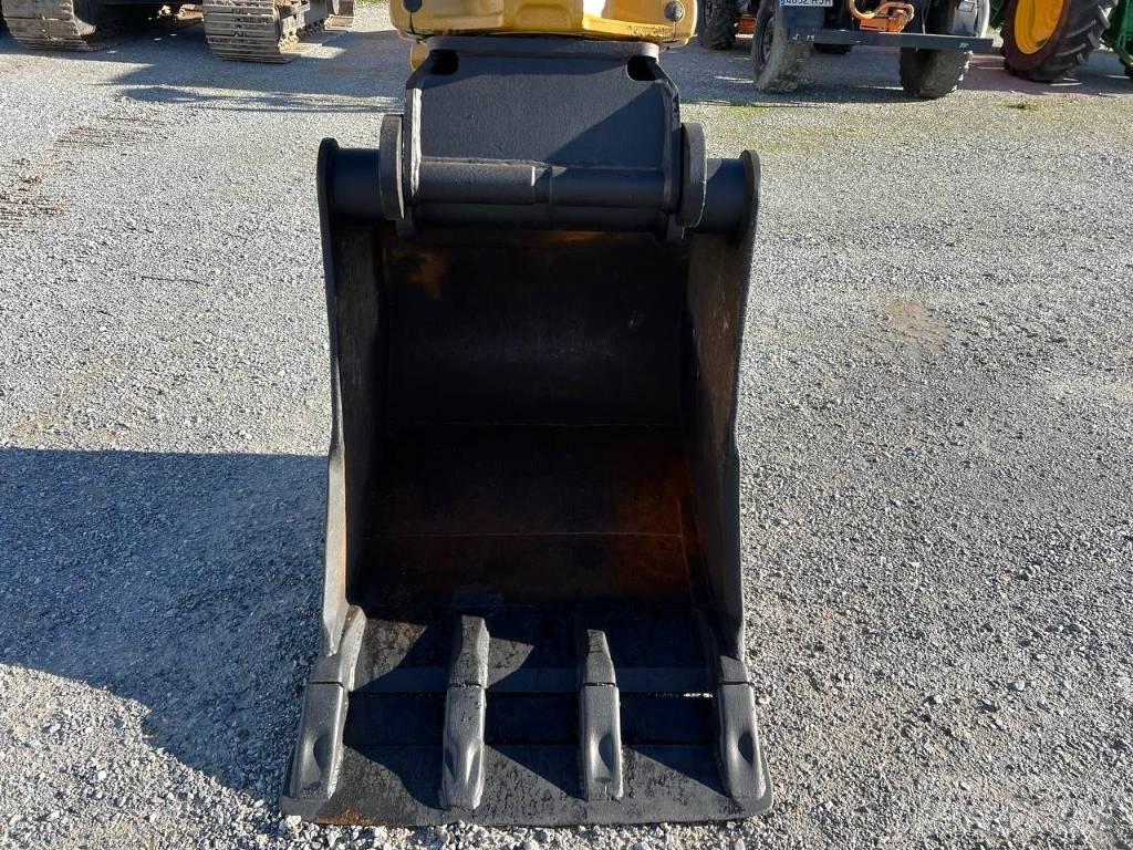 CAT M 318 F Wheeled excavators