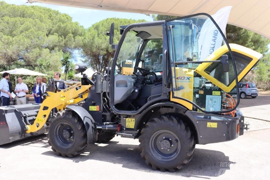 New Holland W40X Multi-purpose loaders