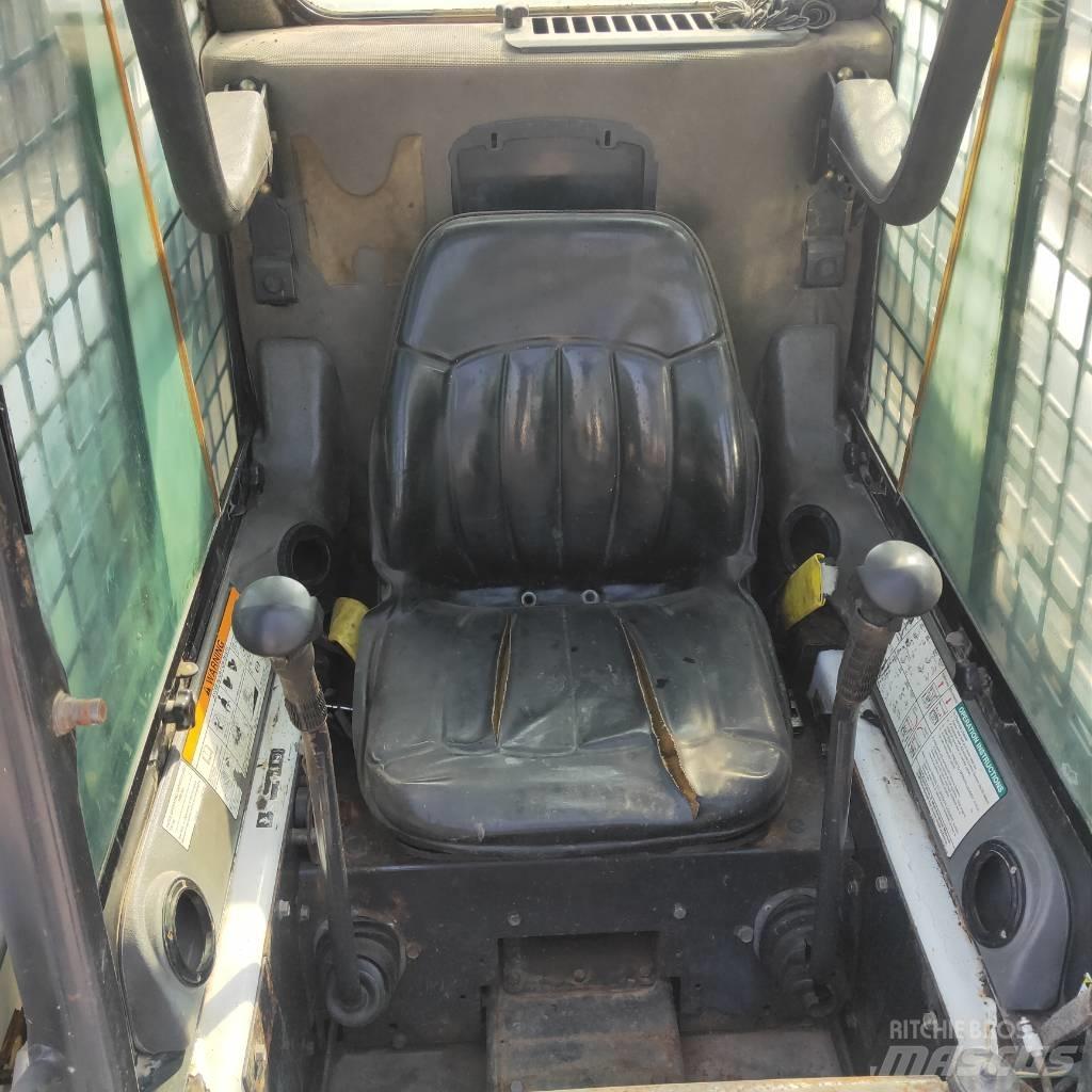Bobcat S160 Skid steer loaders