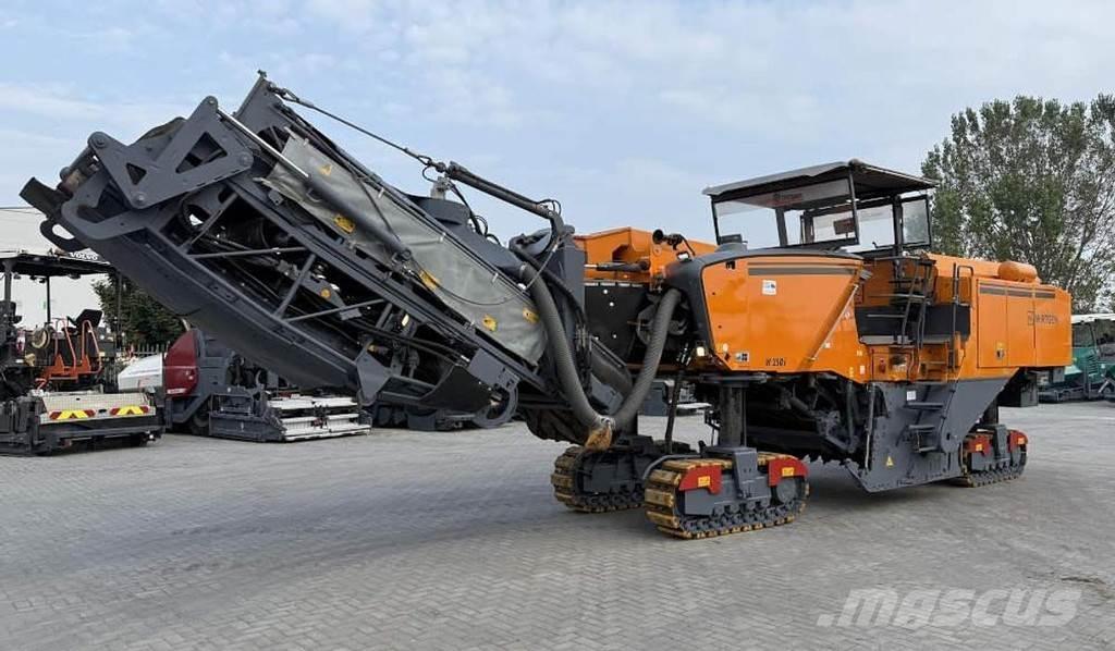 Wirtgen W 250i Asphalt cold milling machines
