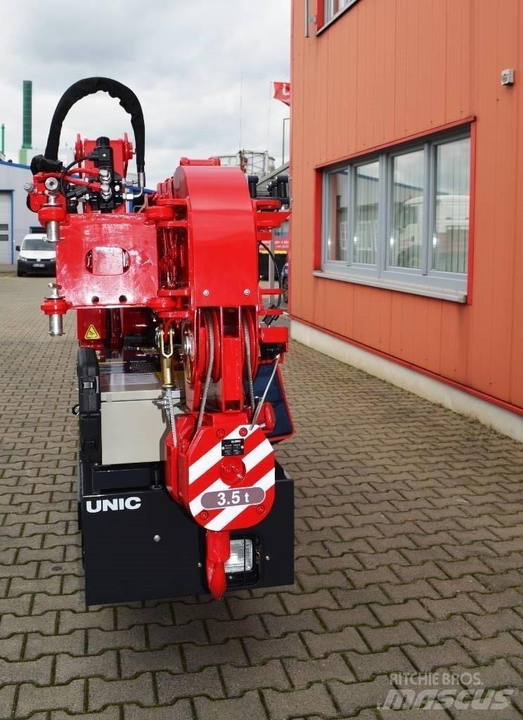 Unic B-350.2V Mini cranes