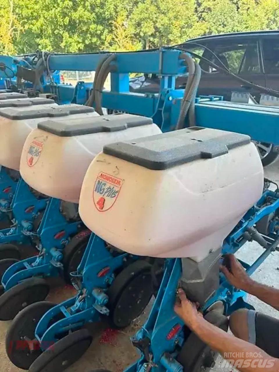 Monosem NG 4-18 Sowing machines