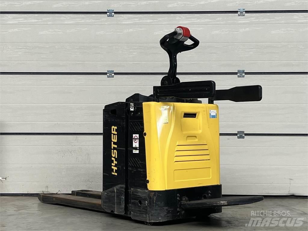 Hyster P2.0S Low lifter