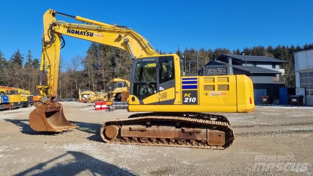Komatsu PC 210 LC-11 Crawler excavators