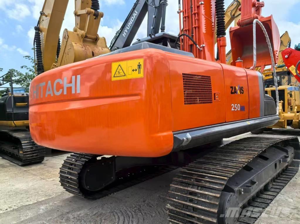 Hitachi ZX 250-3 G Mini excavators  7t - 12t