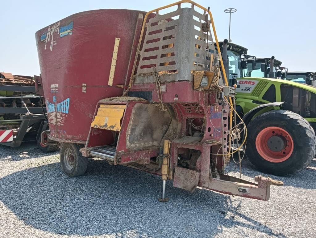 AGM W14 MC Feed mixer