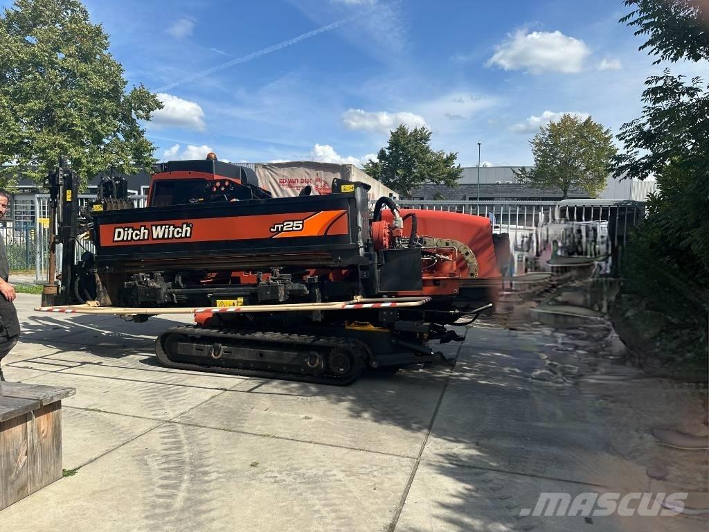 Ditch Witch JT 25 Horizontal drilling rigs