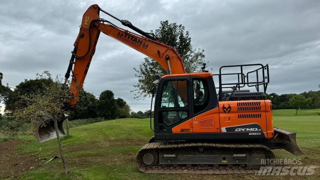 Doosan DX140LC-5 Crawler excavators