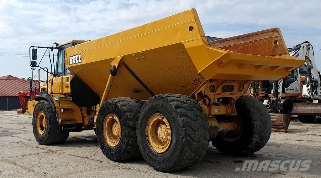 Bell B 30 D Articulated Haulers