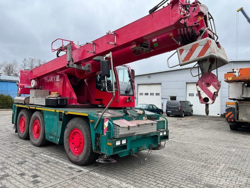 Demag AC 40-1 City All terrain cranes